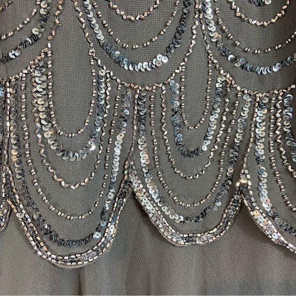 J Kara 3/4 Sleeve with Scallop Beaded Pop Over Gown NWT - Picture 3 of 5